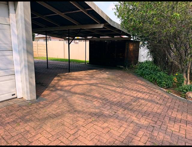 4 BEDROOM HOUSE FOR SALE IN SASOLBURG EXT 4